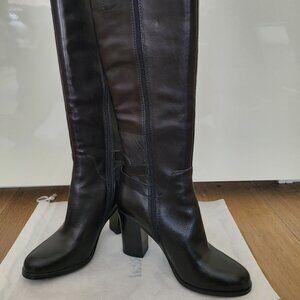 Tall leather boots Black, New